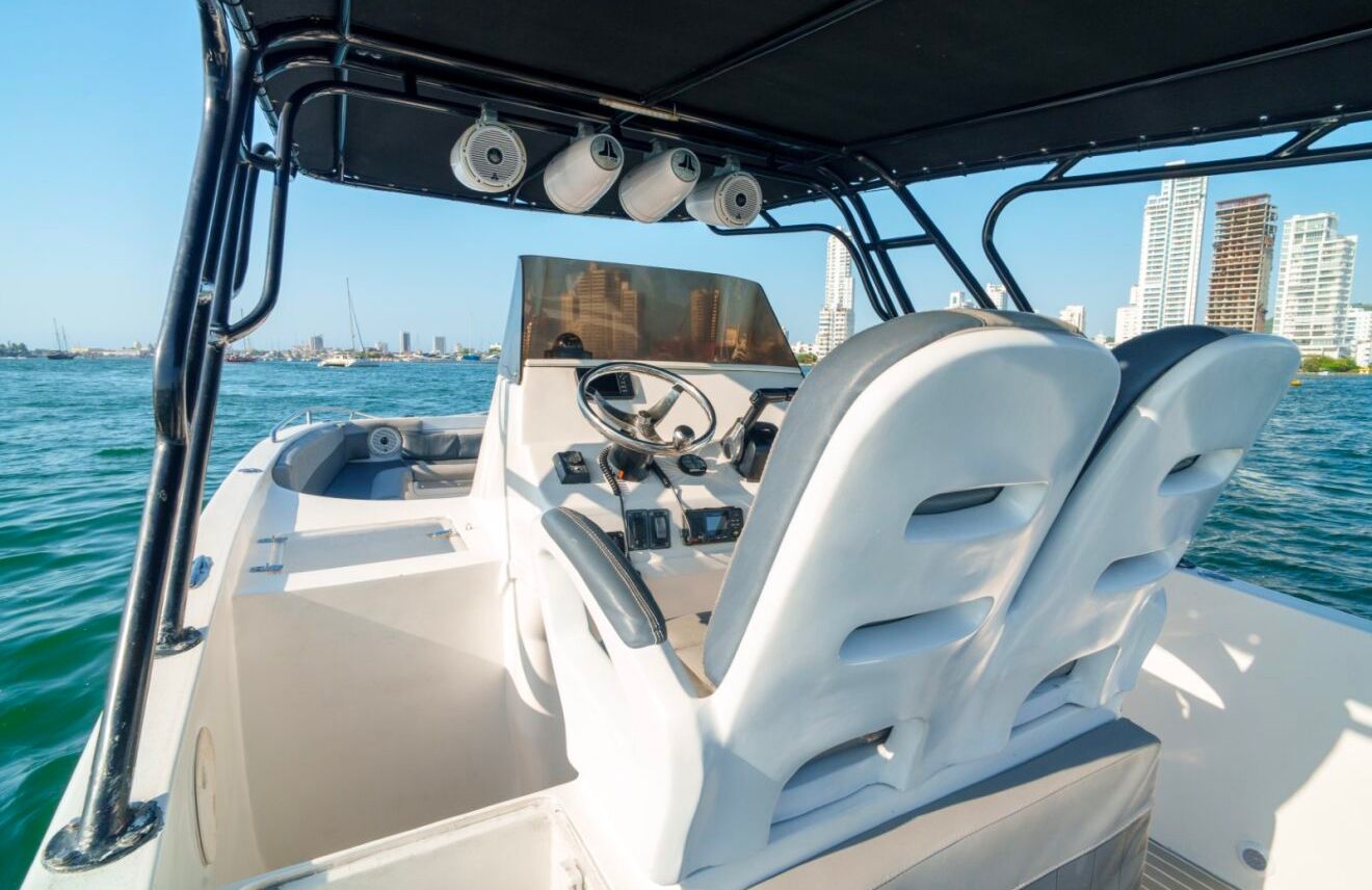 Boat Rental Cartagena 34FT | 15 People