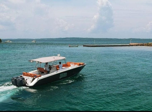 Lancha Alquiler Cartagena 34FT | 15 Personas