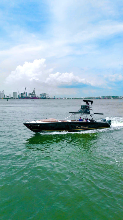 Lancha Alquiler Cartagena 42 FT | 30 Personas