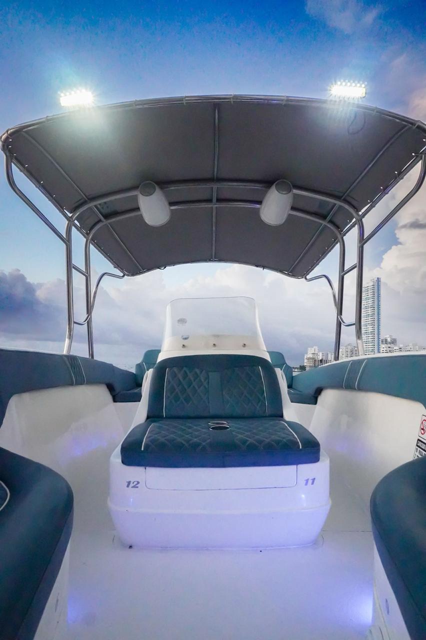 Lancha Alquiler Cartagena 29FT | 8 Personas