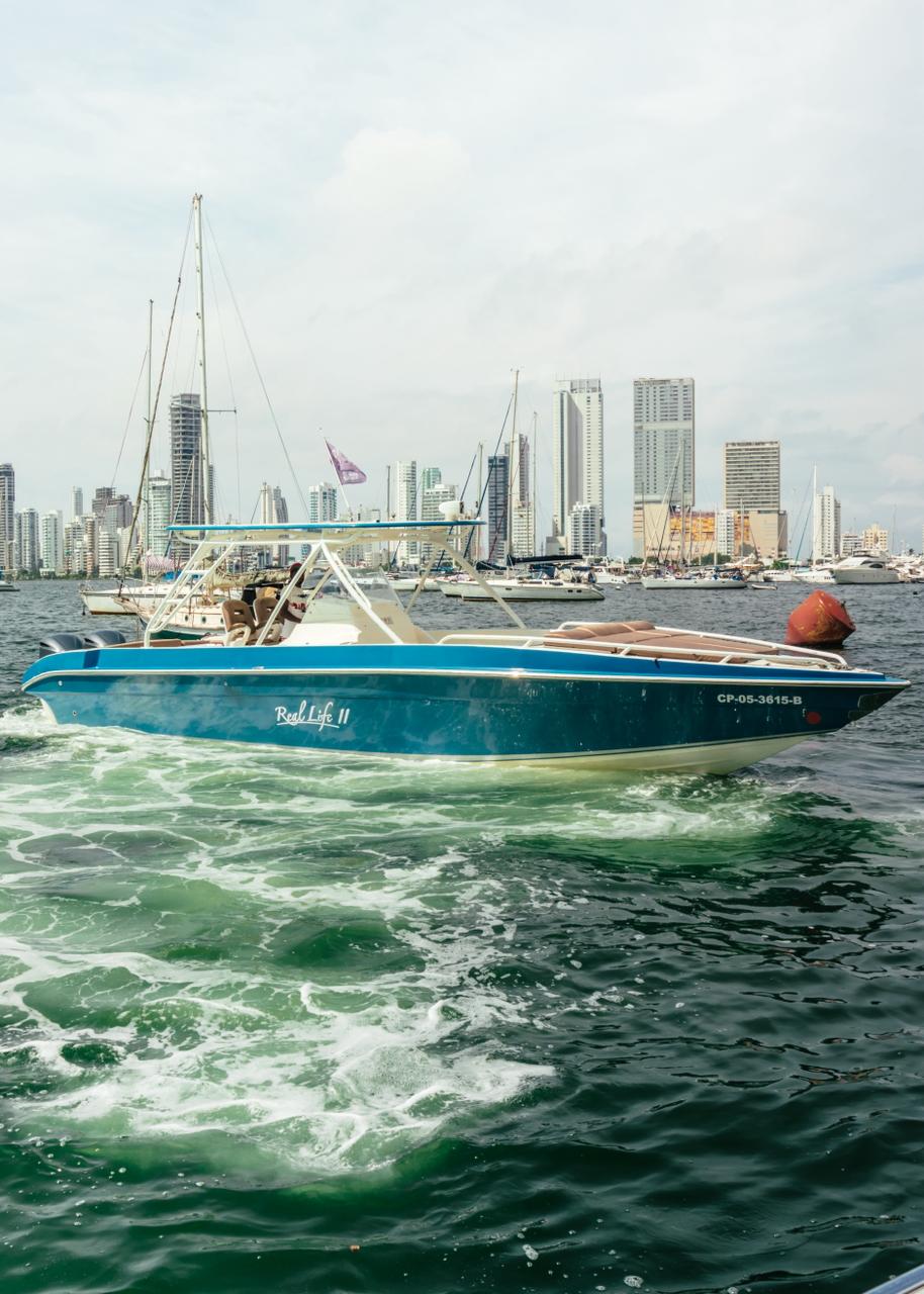 Lancha Alquiler Cartagena 38FT | 15 Personas