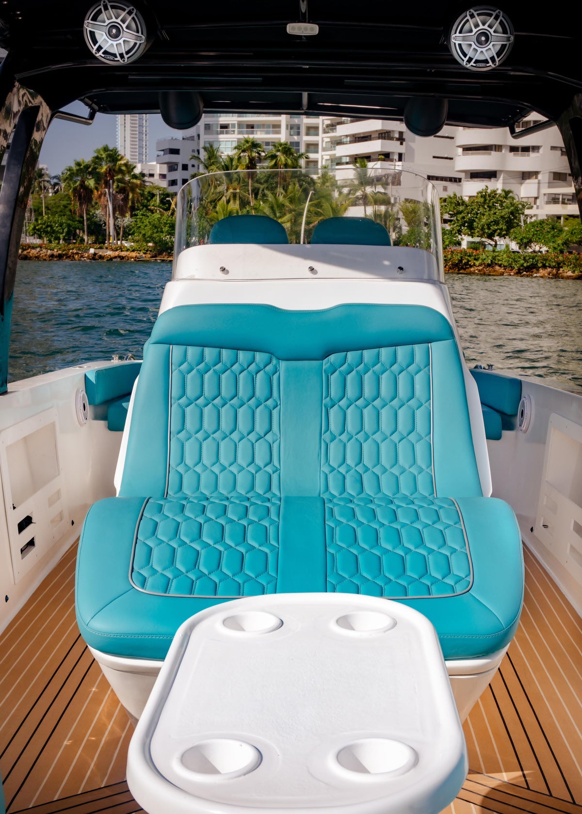Lancha Alquiler Cartagena 34FT | 14 Personas