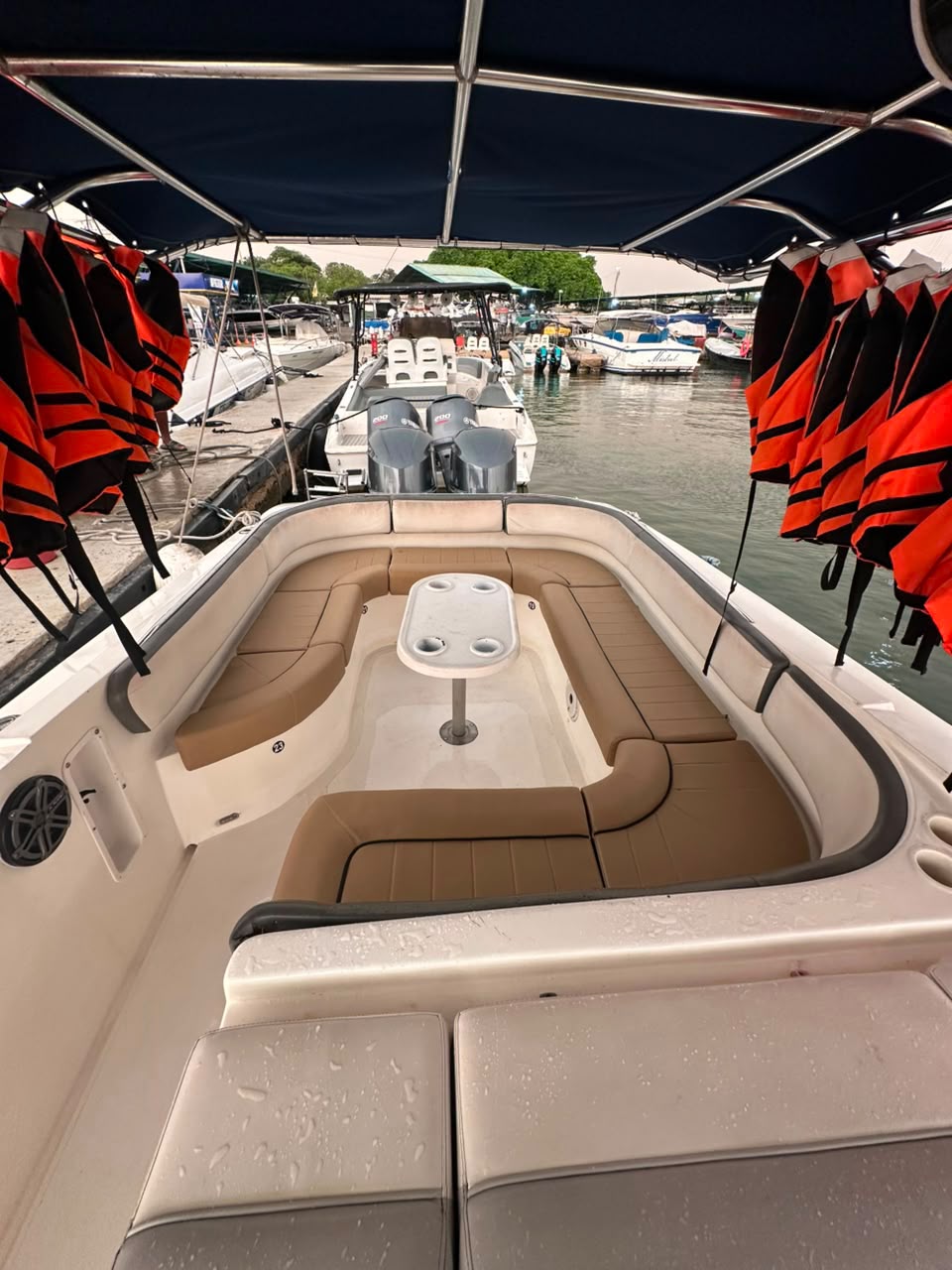 Lancha Alquiler Cartagena 42FT | 23 Personas