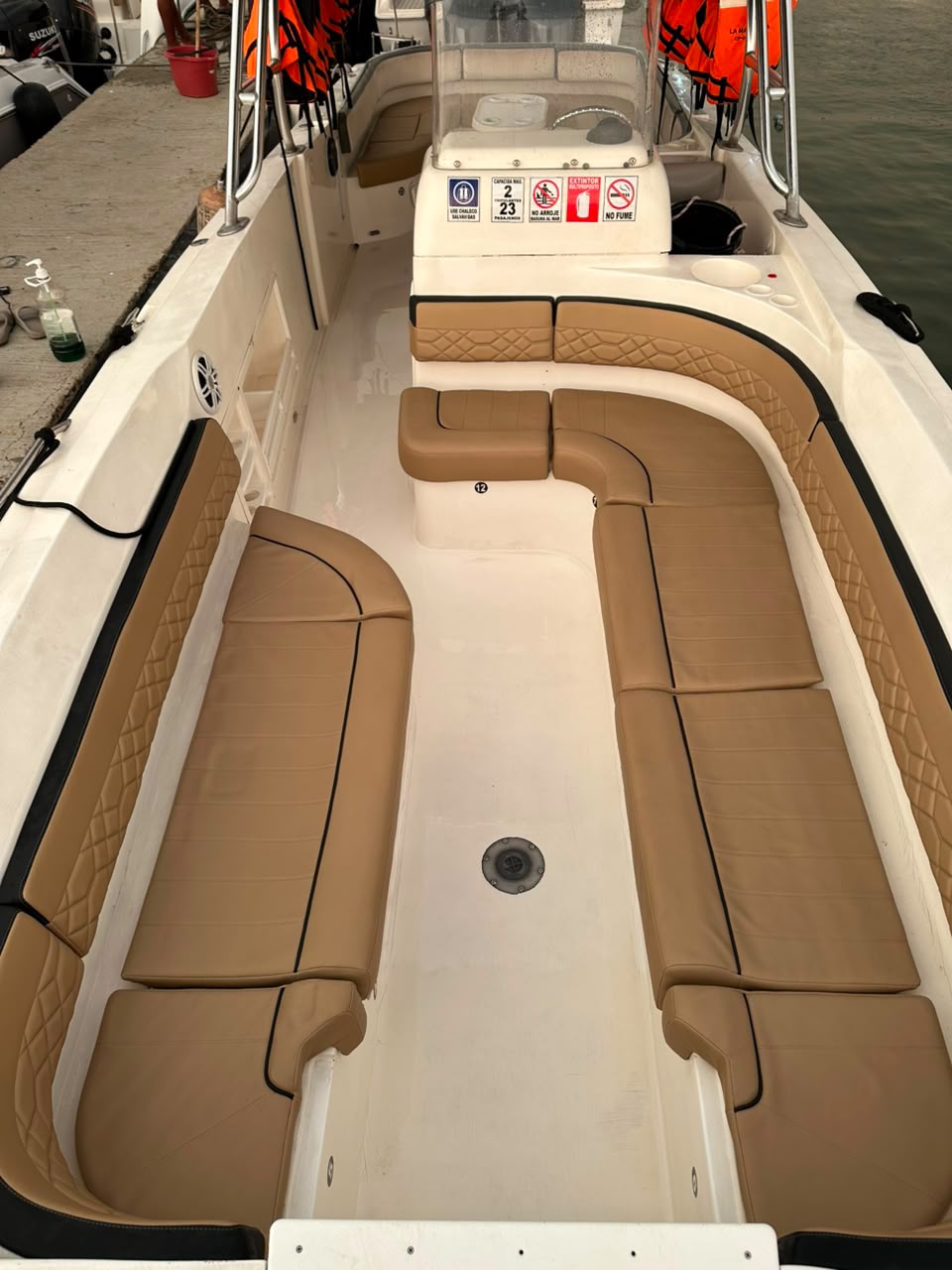 Lancha Alquiler Cartagena 42FT | 23 Personas
