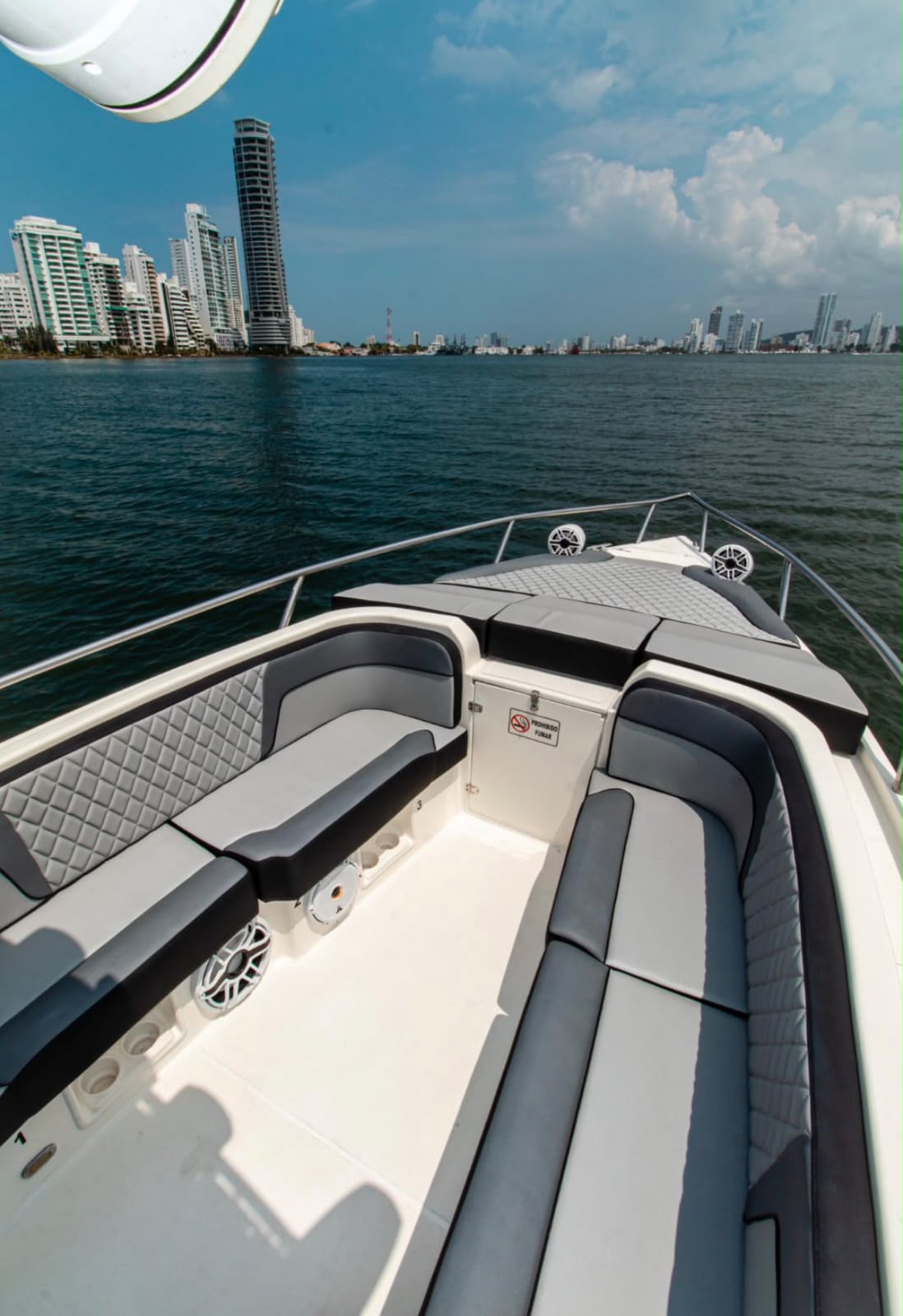 Lancha Alquiler Cartagena 40FT | 18 Personas