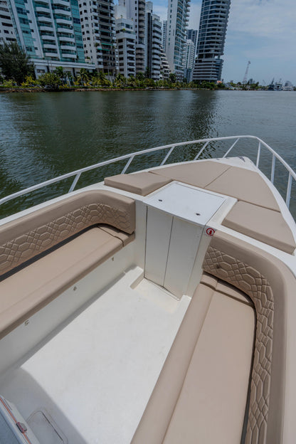 Lancha Alquiler Cartagena 39FT | 18 Personas