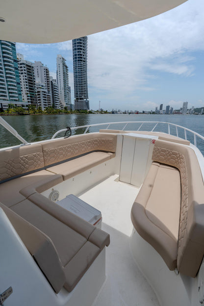 Lancha Alquiler Cartagena 39FT | 18 Personas