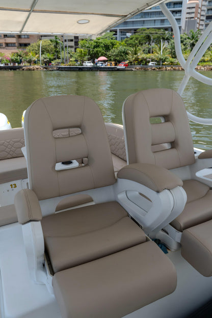 Lancha Alquiler Cartagena 39FT | 18 Personas