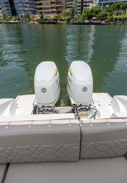 Lancha Alquiler Cartagena 39FT | 18 Personas