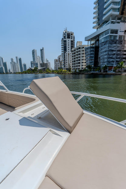 Lancha Alquiler Cartagena 39FT | 18 Personas