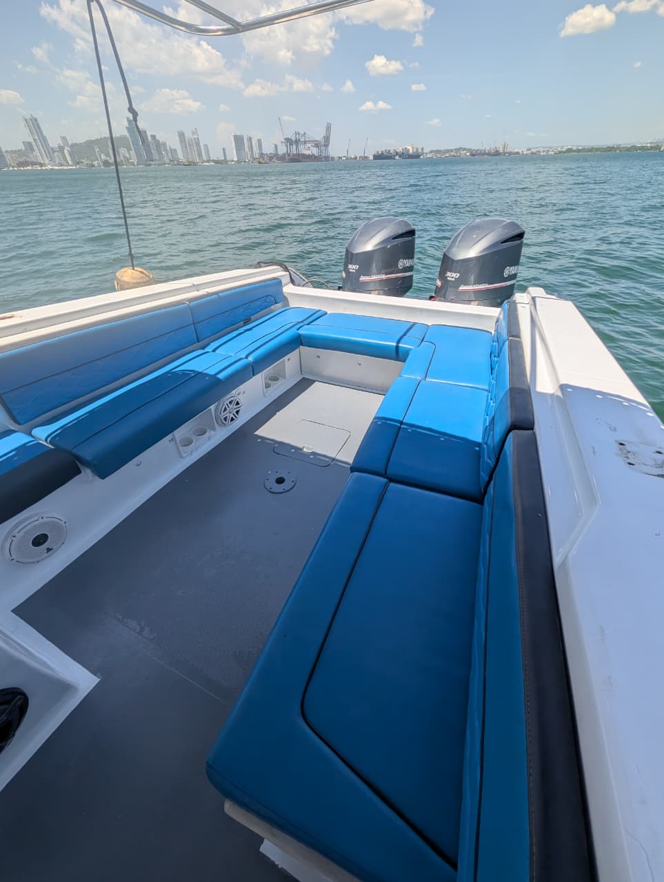 Lancha Alquiler Cartagena 42FT | 35 Personas