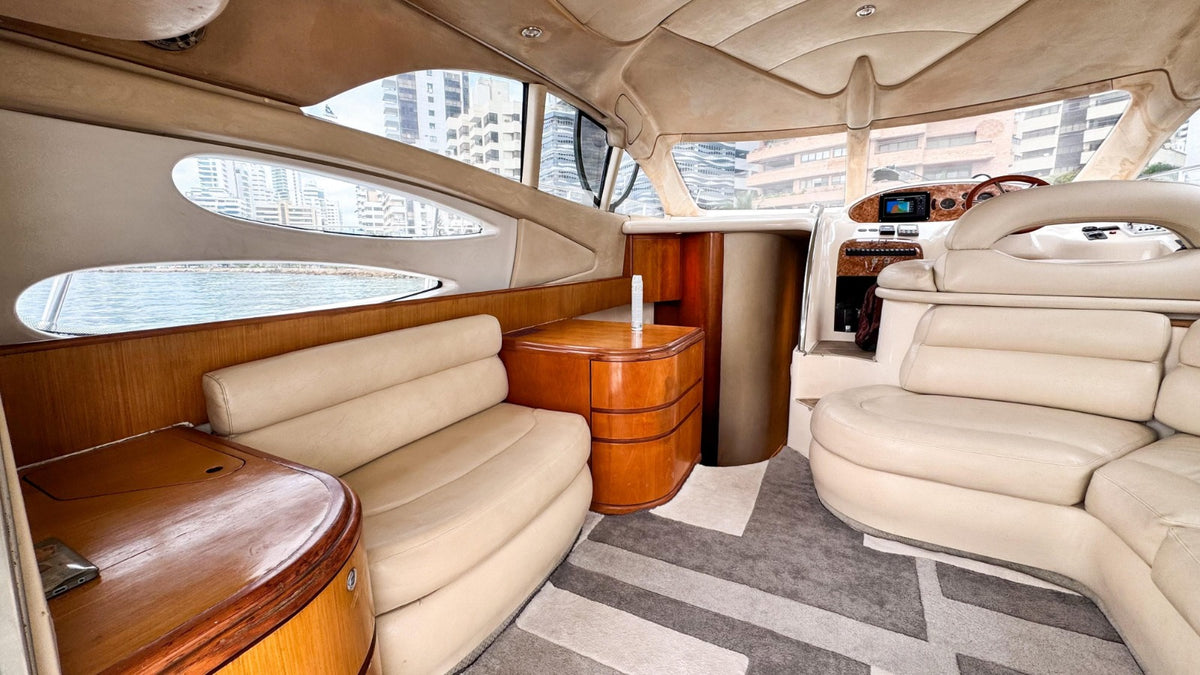 Yate Alquiler Cartagena 39FT | 10 Personas