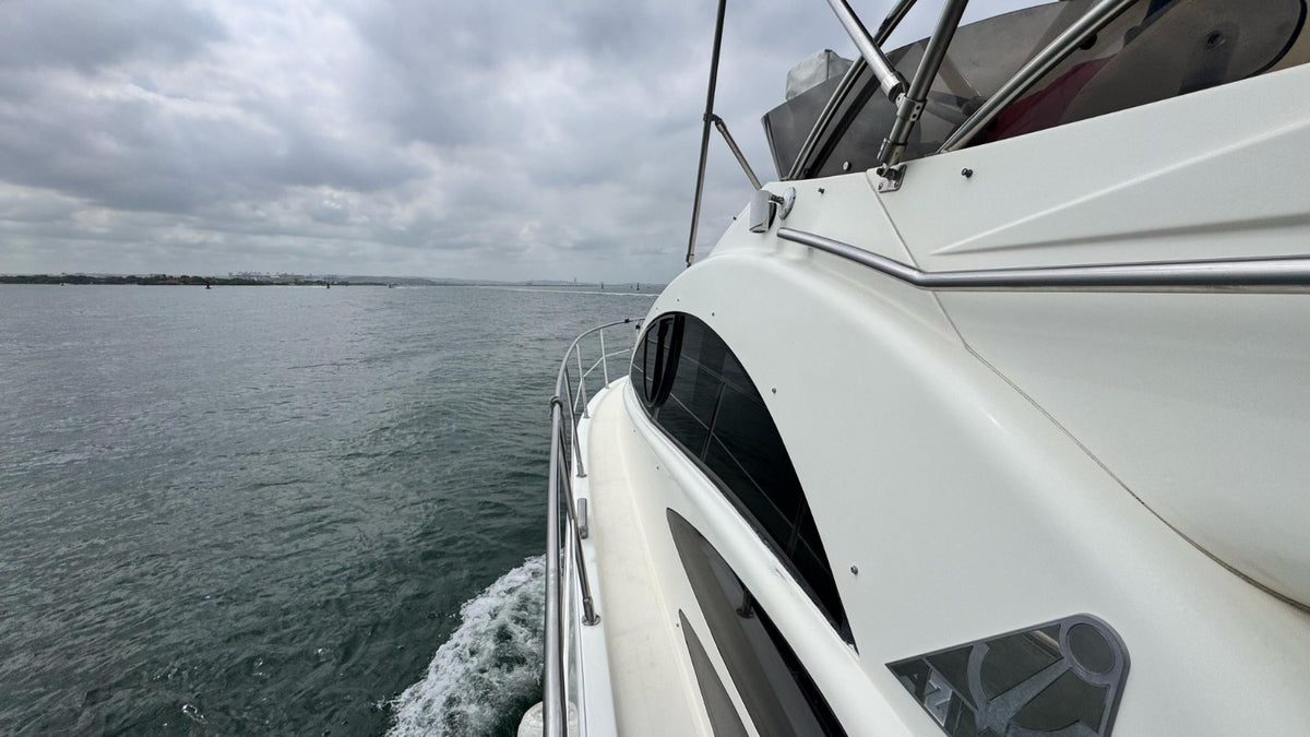 Yate Alquiler Cartagena 39FT | 10 Personas