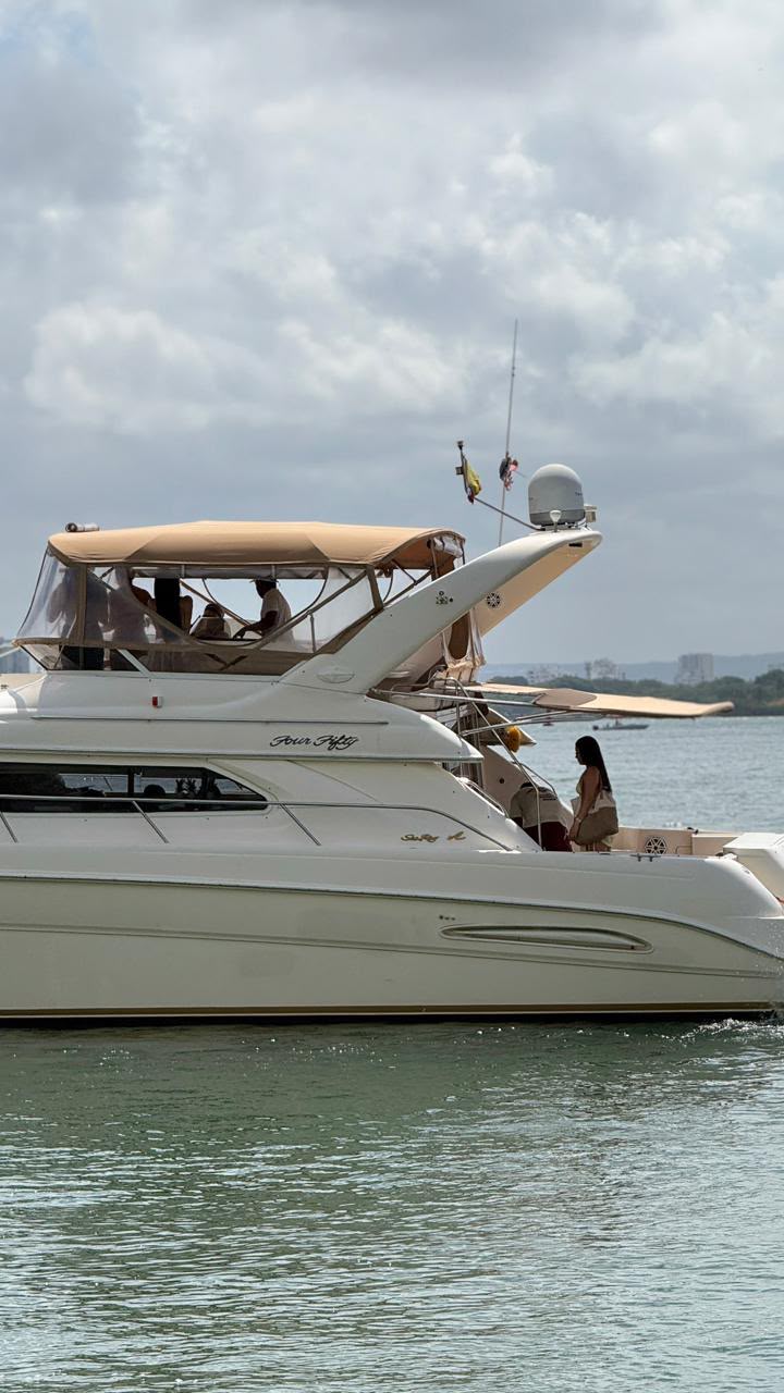 Yate Alquiler Cartagena 45FT | 15 Personas