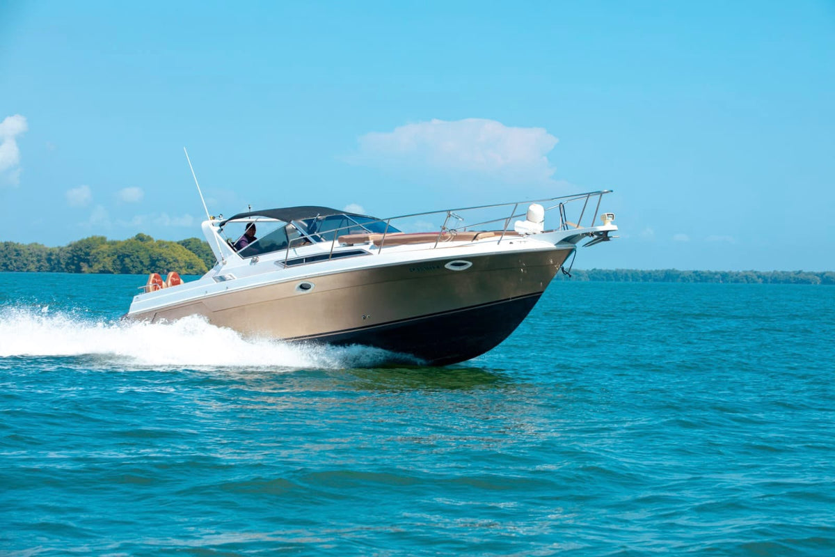 Mini Yate Alquiler Cartagena 38FT | 10 Personas