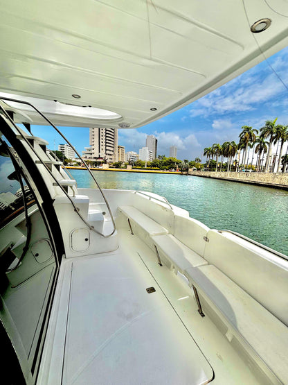 Yate Alquiler Cartagena 43FT | 15 Personas