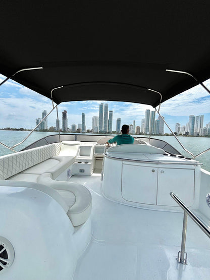 Yate Alquiler Cartagena 43FT | 15 Personas