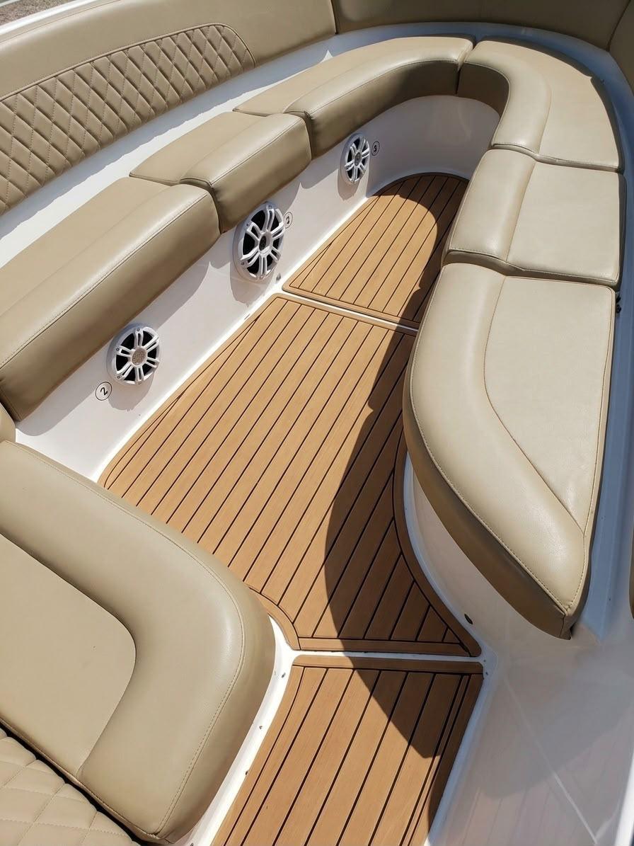 Lancha Alquiler Cartagena 32FT | 12 Personas