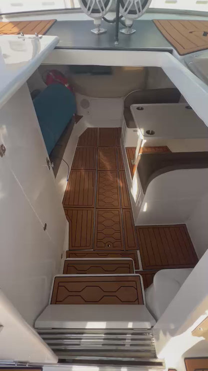 Mini Yate Alquiler Cartagena 38FT | 10 Personas