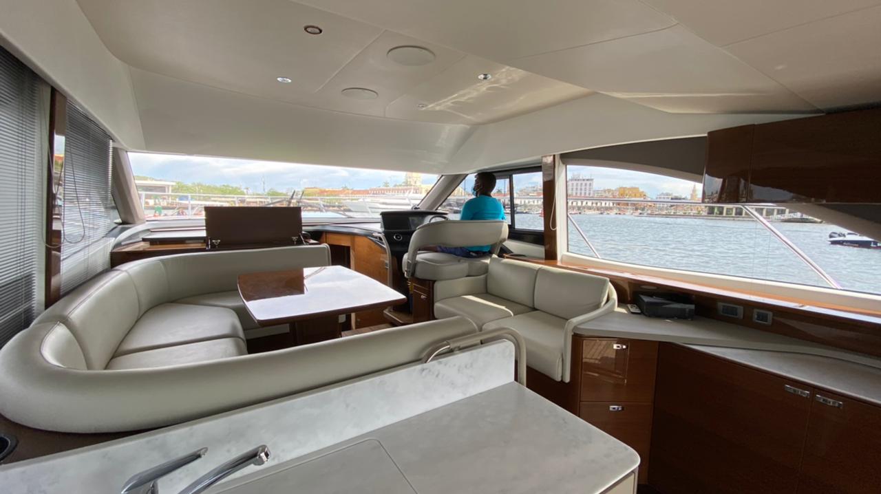 Yate Alquiler Cartagena 45FT | 13 Personas