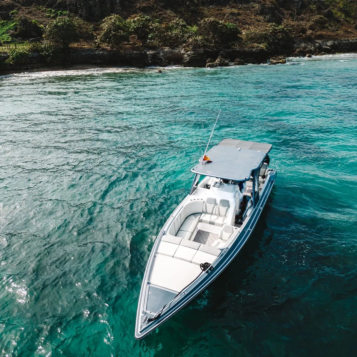Lancha Alquiler Cartagena 38FT | 15 Personas