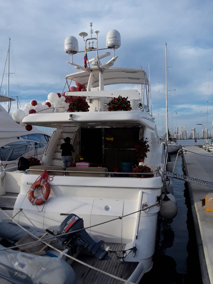 Yate Alquiler Cartagena 70FT | 25 Personas